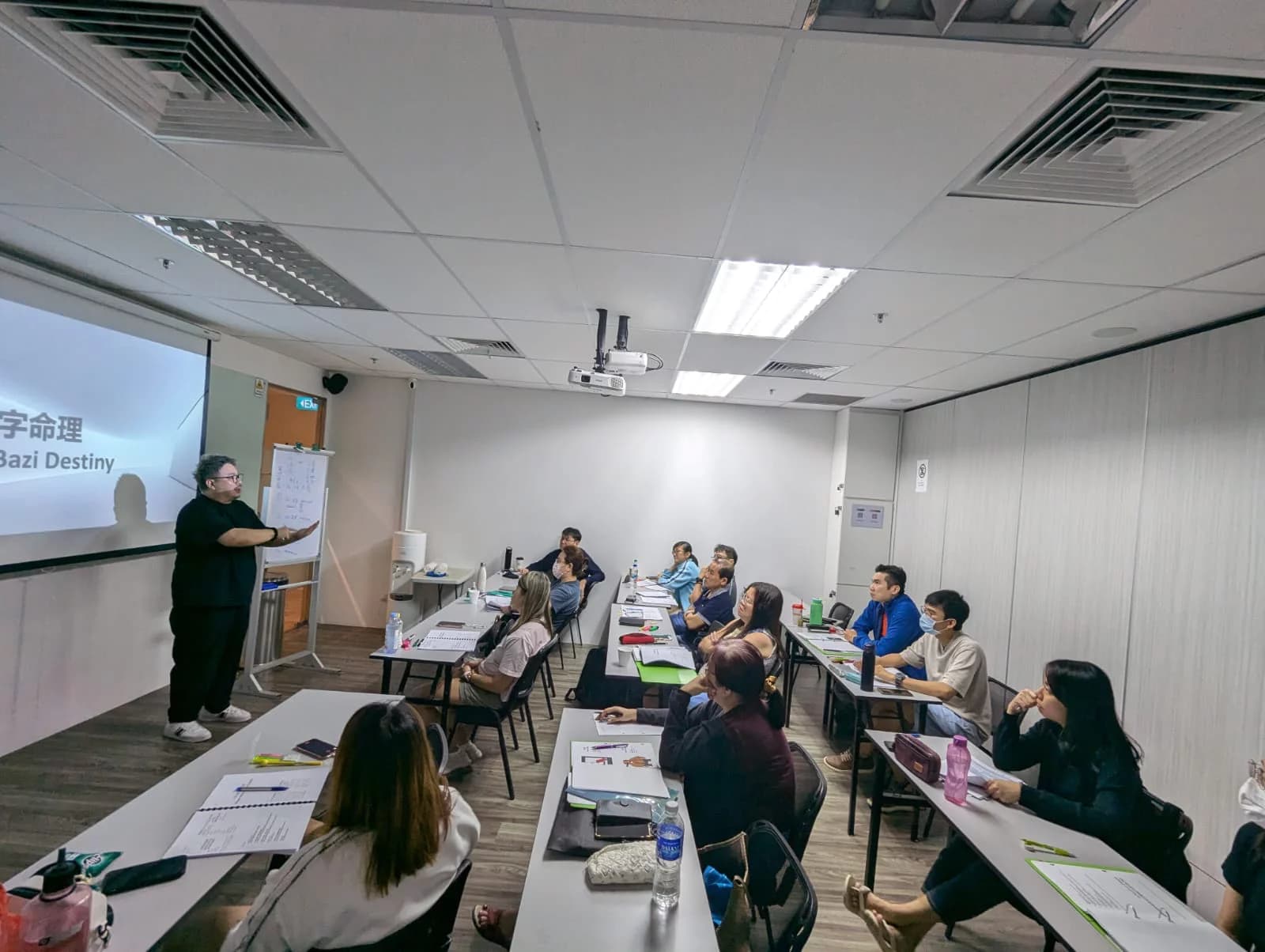 Master Alvin teaching a BaZi Destiny class to a room of students